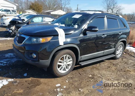 2011 Kia Sorento Lx z USA, uszkodzony, nr VIN 5XYKT3A15BG135707